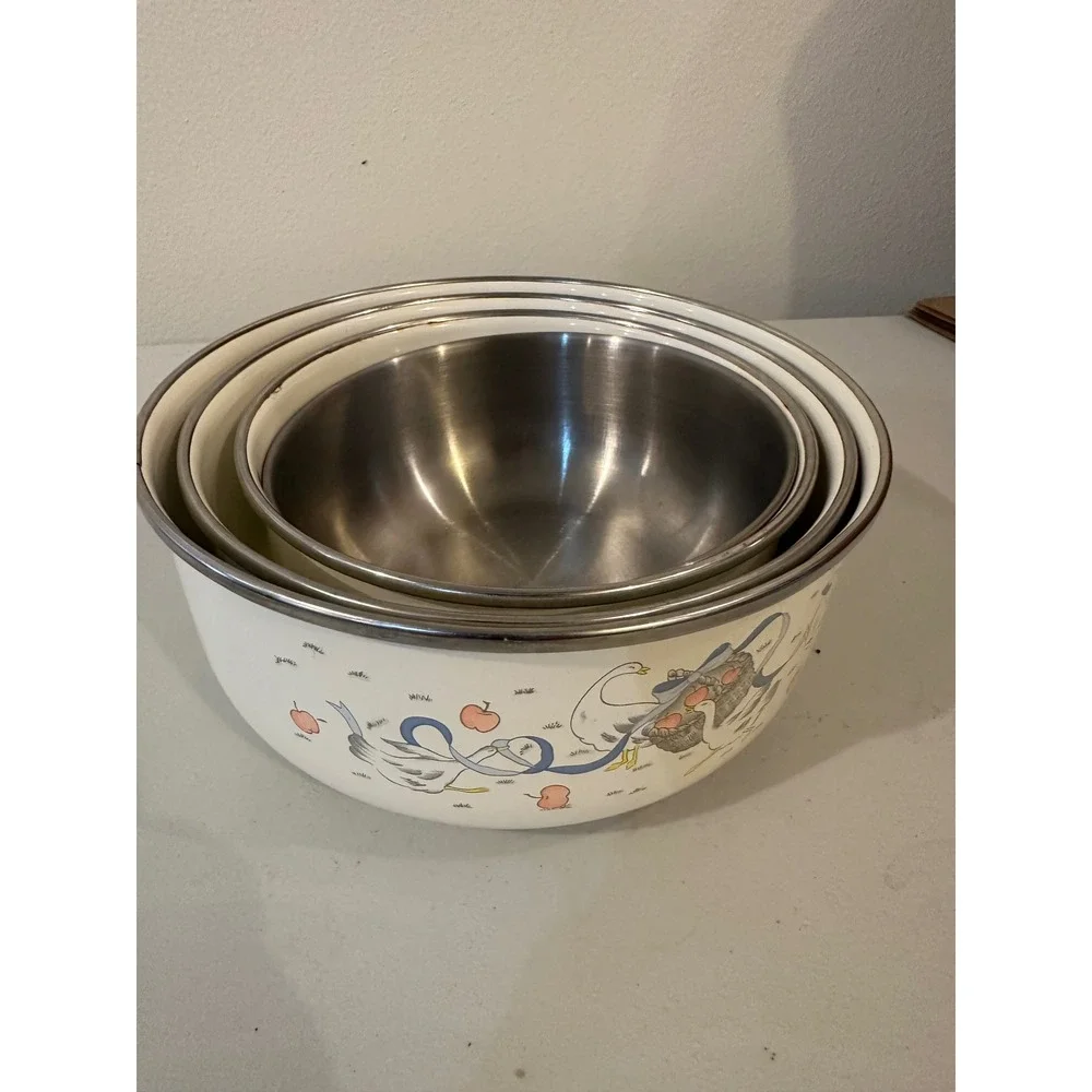 Vintage Enamelware Nesting Bowls Set Geese Blue Ribbon Farmhouse 4 Piece